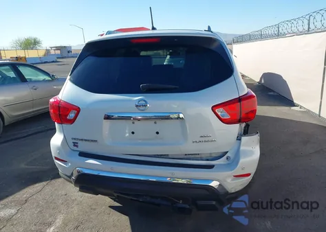 2018 Nissan Pathfinder Platinum из США, поврежденный, VIN 5N1DR2MM1JC670197